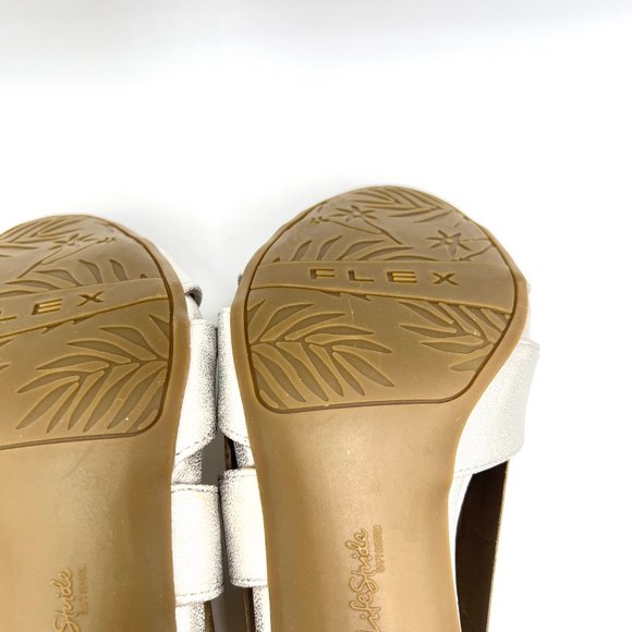 9W 9 WIDE Lifestride Mega Silver Metallic Faux Vegan Leather Dress Sandals Heels - Picture 11 of 14